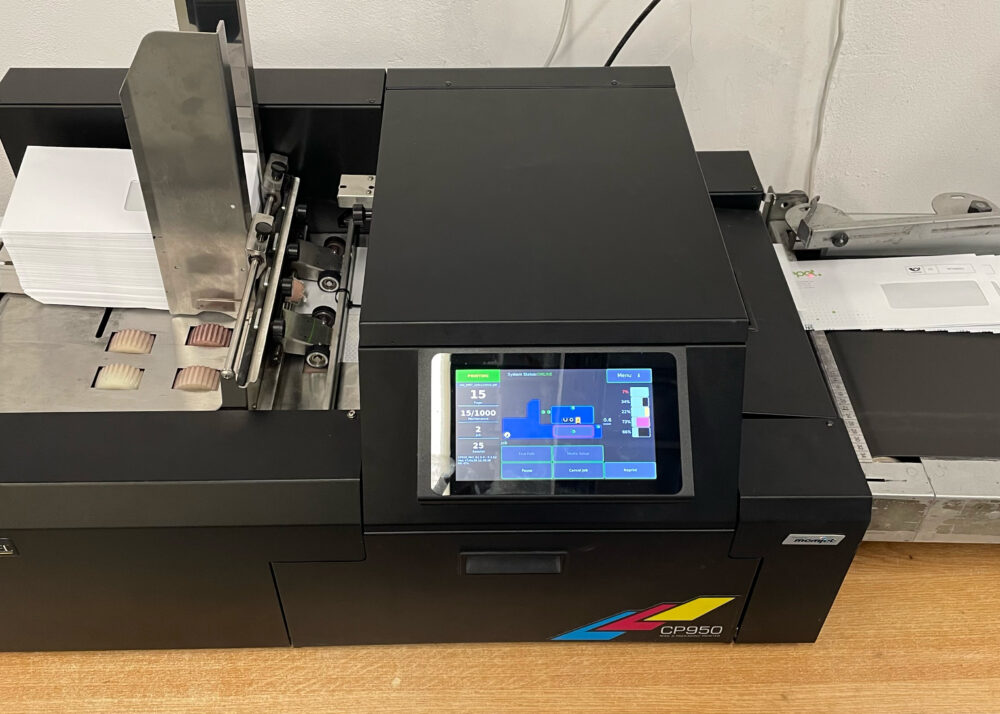 Cromwell CP950 printing envelopes on demand